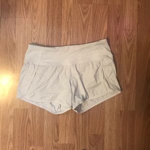 ❗️Lululemon shorts size 4
